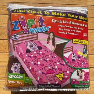 FRIENDS Pink Unicorn Bedding Set Twin Size